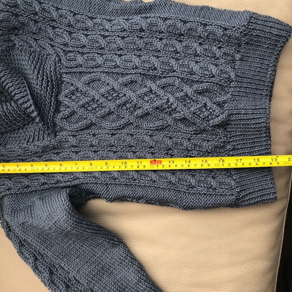 Home knit kids shawl sweater and matching hat. - Picture 6 of 7